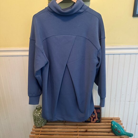 Lululemon NWT M Womens Blue Mock Neck Pullover With Side Pockets Size M - Picture 2 of 9